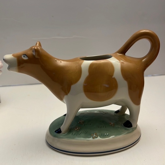 Pfaltzgraff Cow Creamer The Circle Of Kindness Jana Kolpen Mary Tiegreen 2006 - Picture 8 of 8